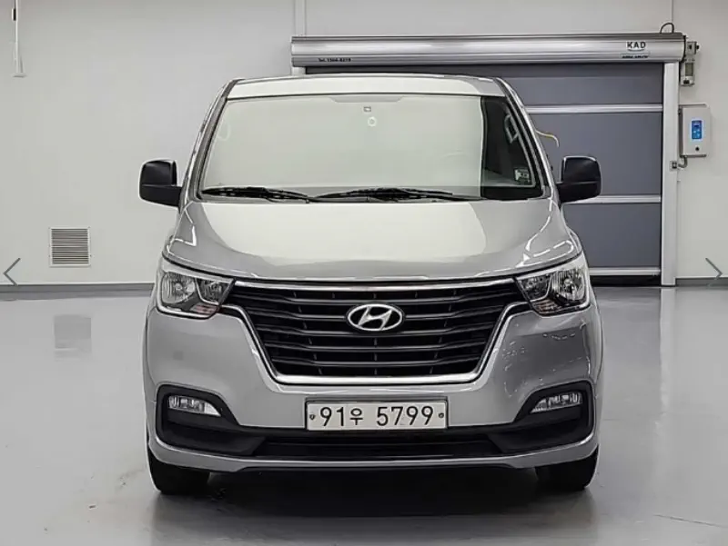 Hyundai Grand Starex