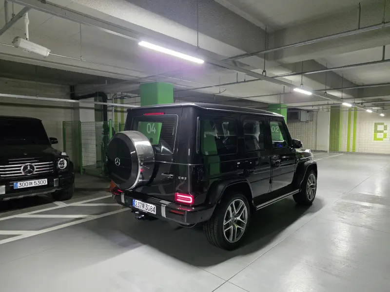 Mercedes-Benz G-Class