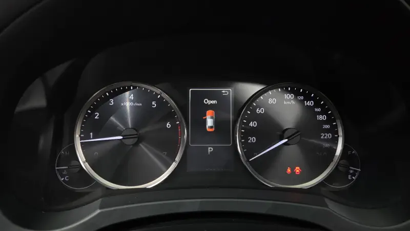 Lexus IS200t