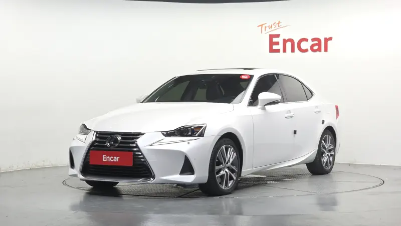 Lexus IS200t