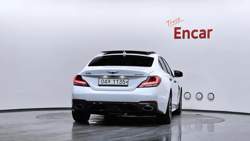 Genesis G70