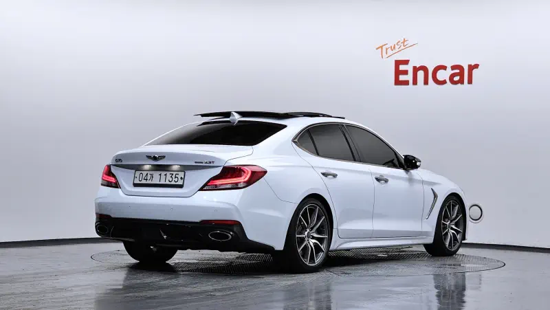 Genesis G70