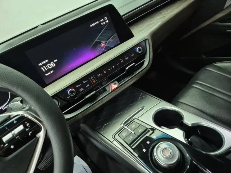 Kia K8