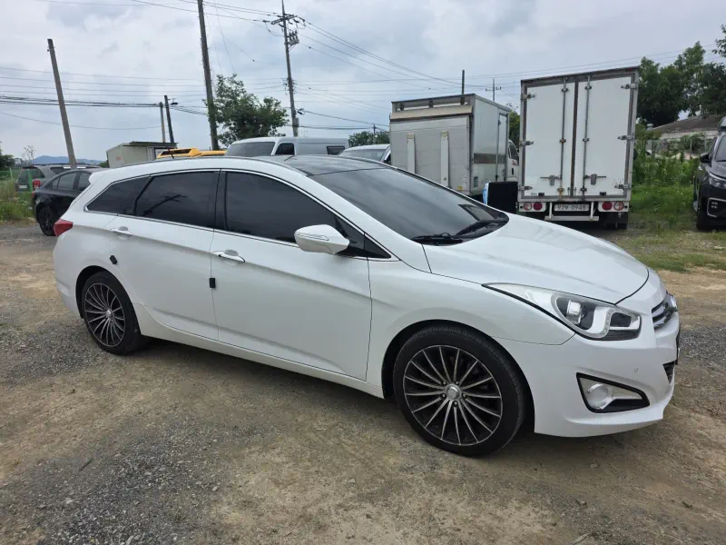 Hyundai I40
