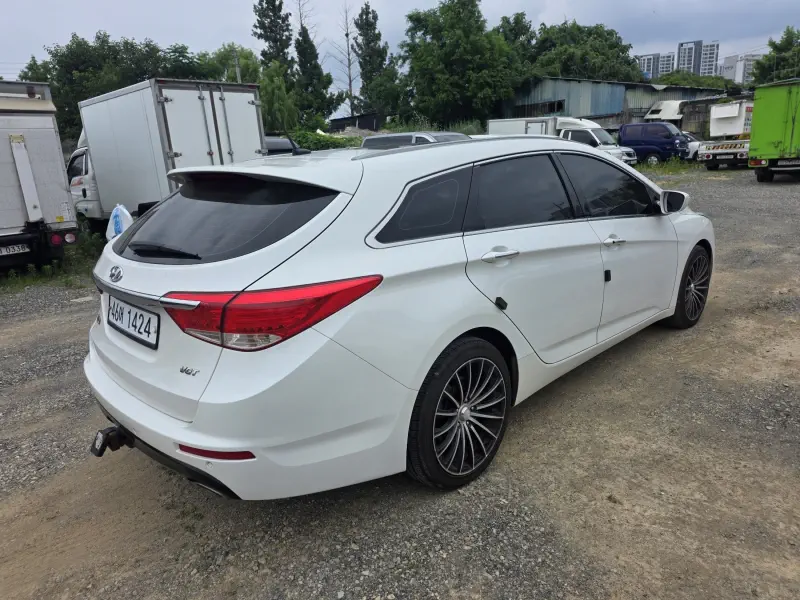 Hyundai I40