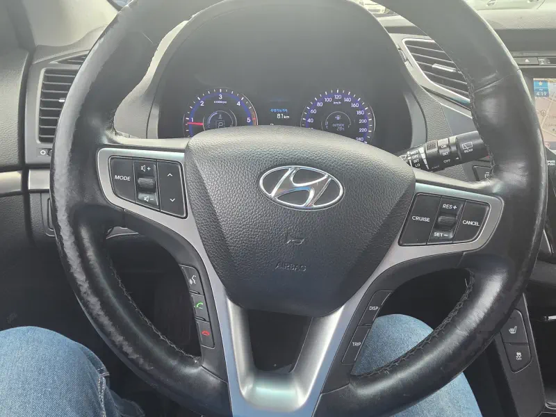 Hyundai I40