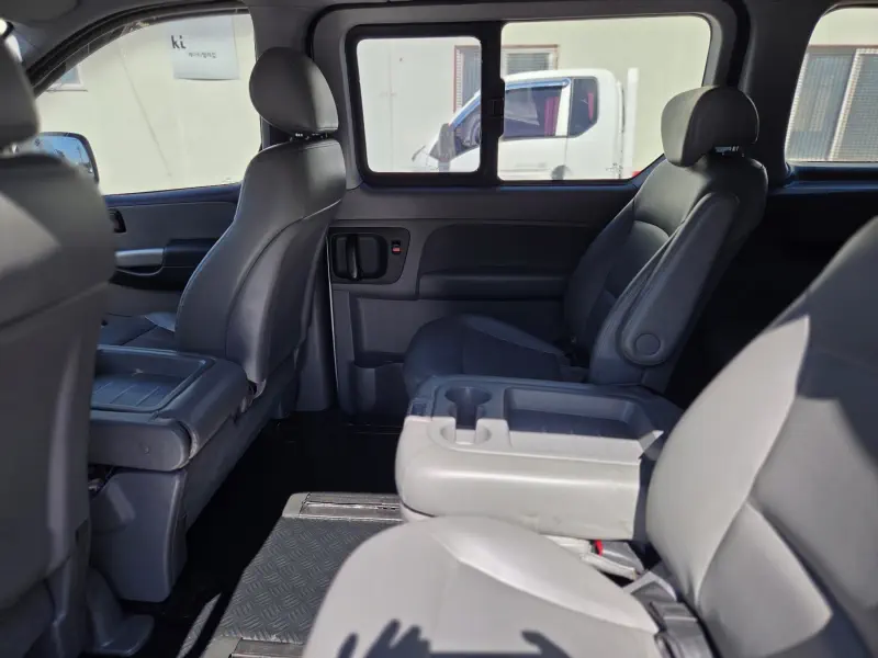 Hyundai Grand Starex