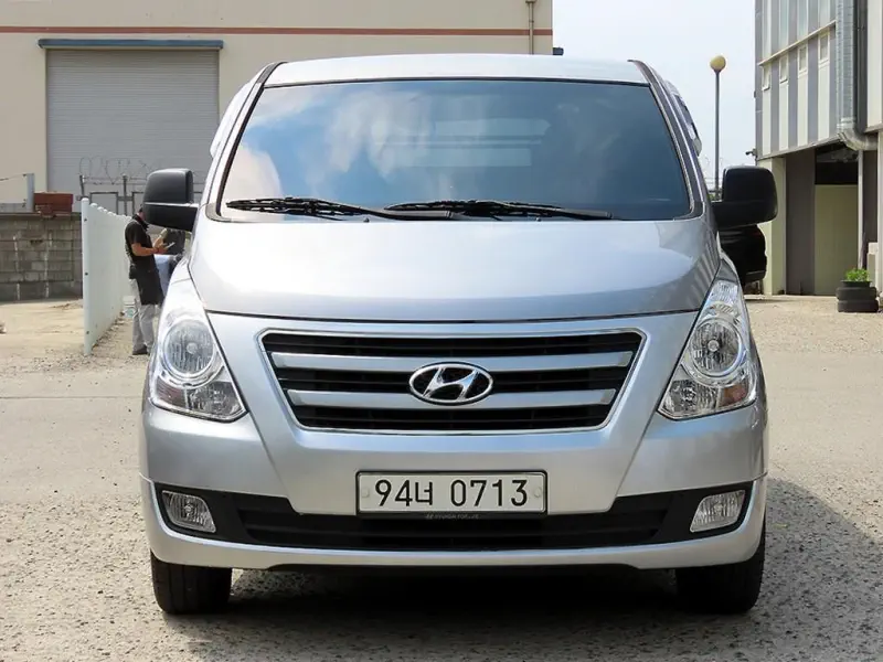 Hyundai Grand Starex