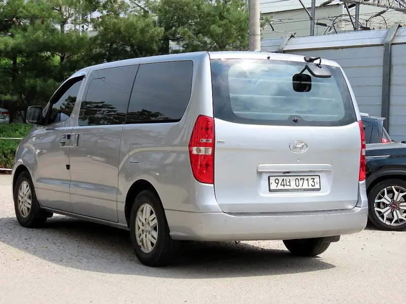 Hyundai Grand Starex