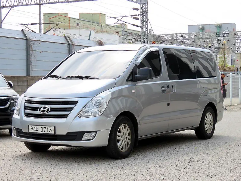 Hyundai Grand Starex