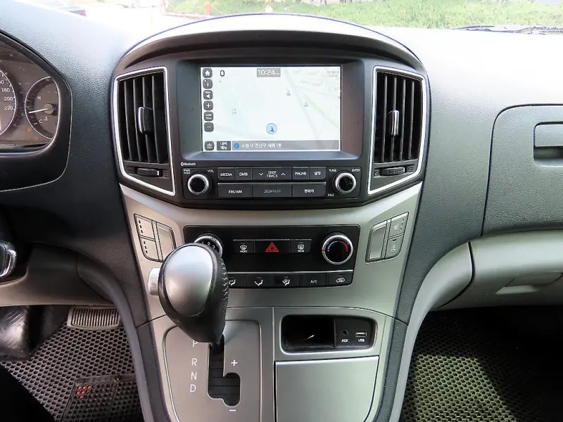 Hyundai Grand Starex