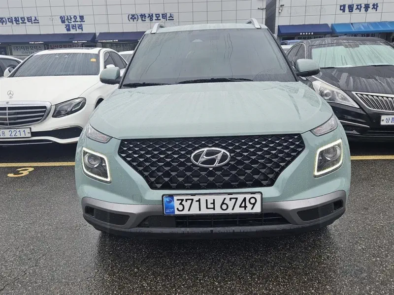 Hyundai Venue