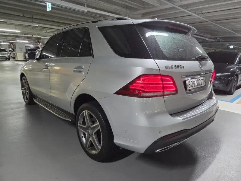 Mercedes-Benz GLE-Class