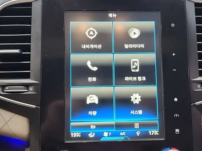 Renault Samsung SM6