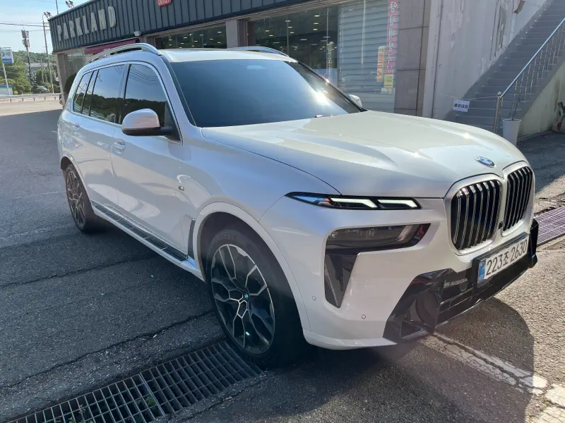 BMW X7