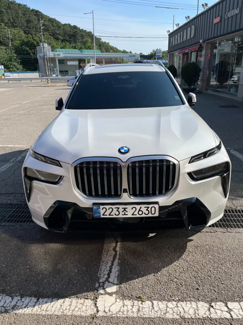 BMW X7
