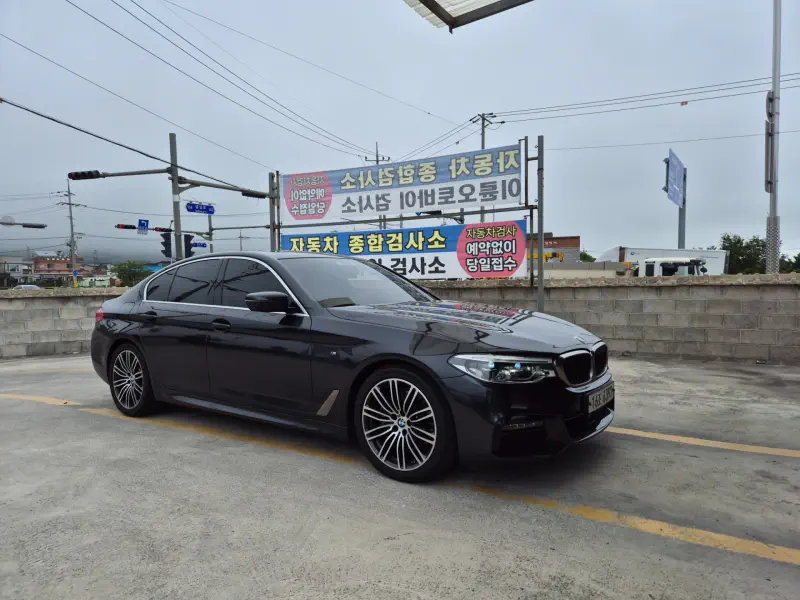 BMW 5-Series