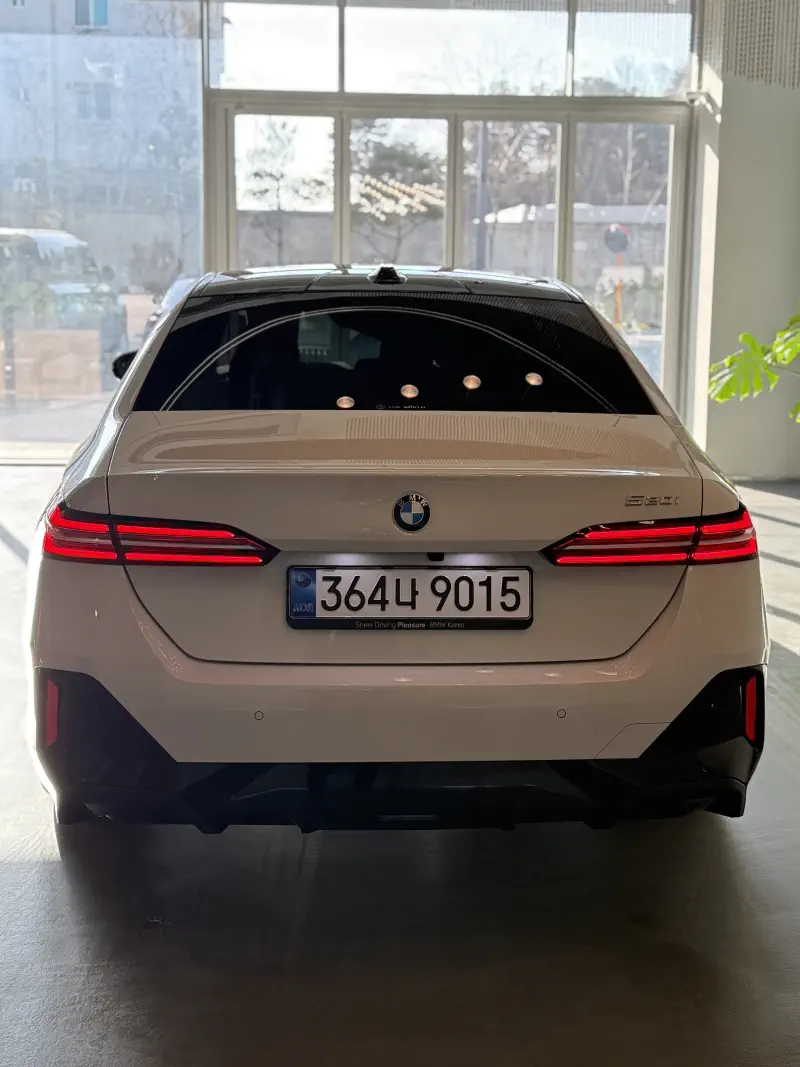 BMW 5-Series