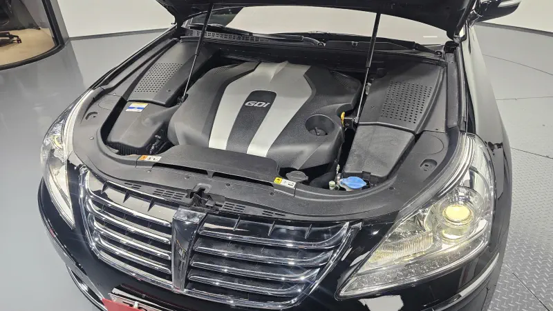 Hyundai Equus