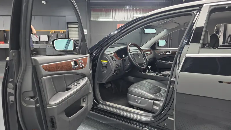Hyundai Equus