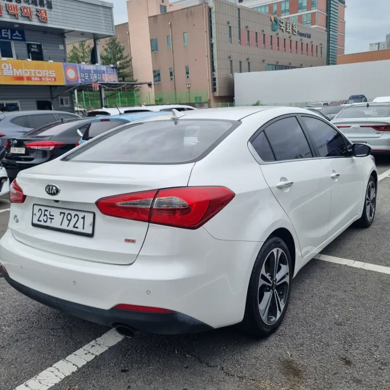 Kia K3