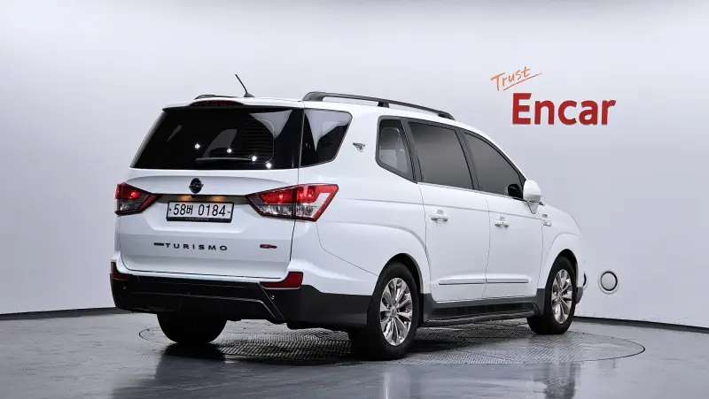 SsangYong Korando Turismo