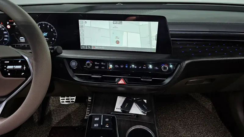 Kia K8
