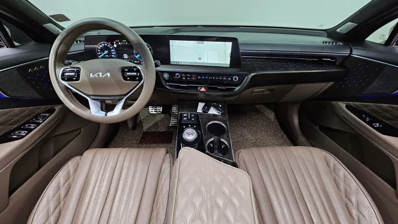 Kia K8