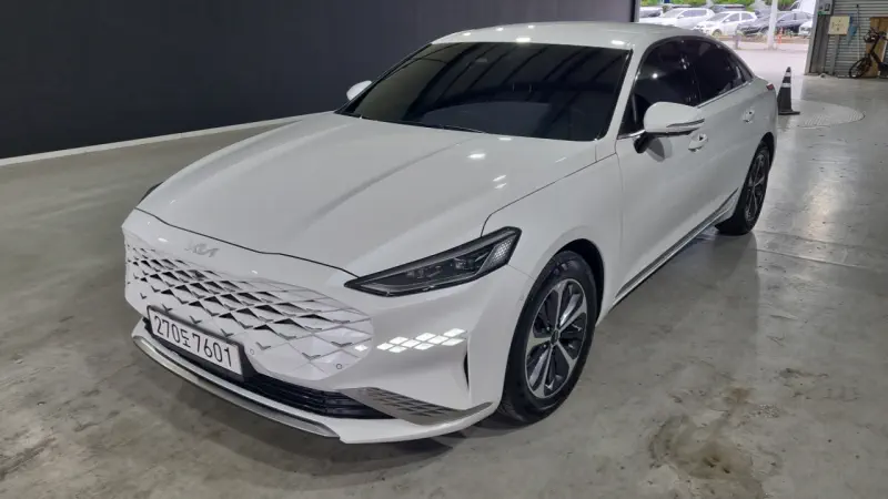 Kia K8