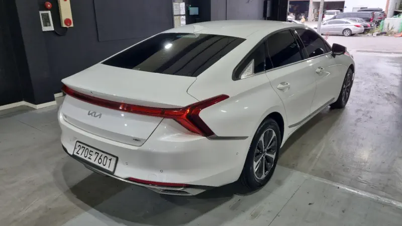 Kia K8