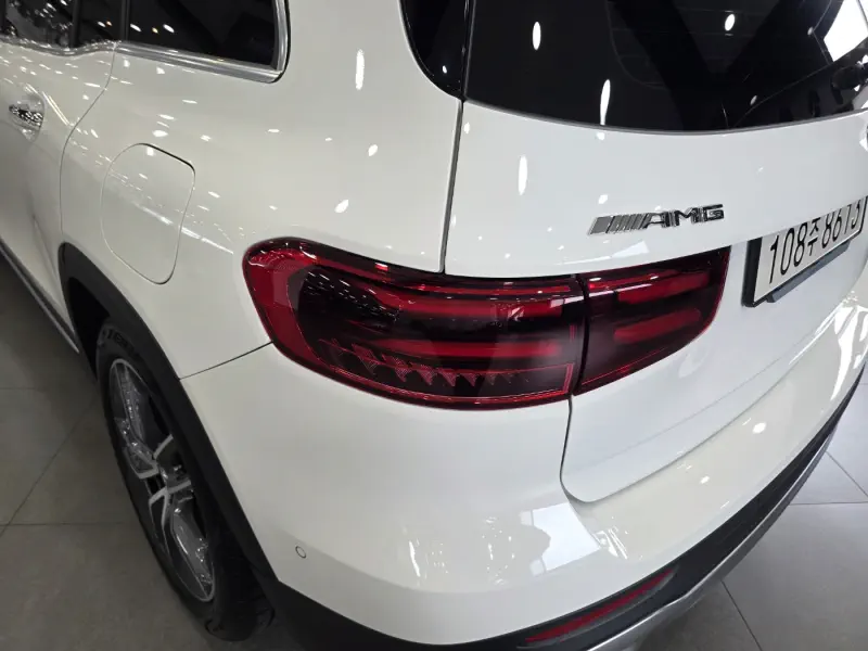 Mercedes-Benz GLB-Class