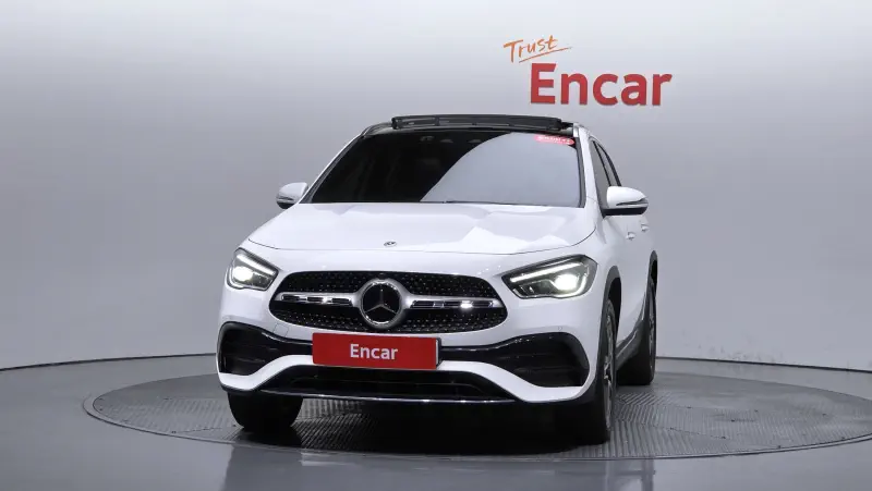 Mercedes-Benz GLA-Class