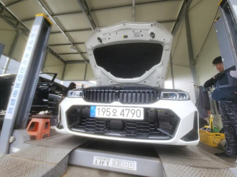 BMW 3-Series