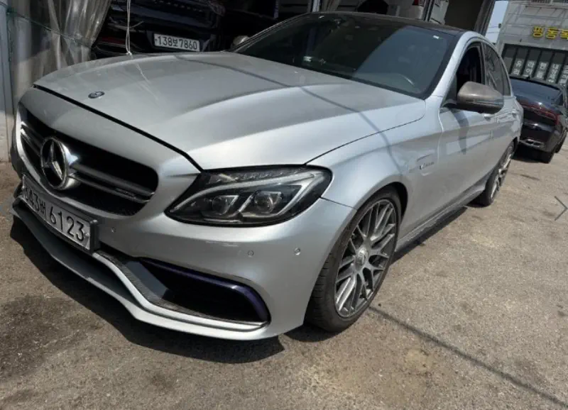 Mercedes-Benz C-Class