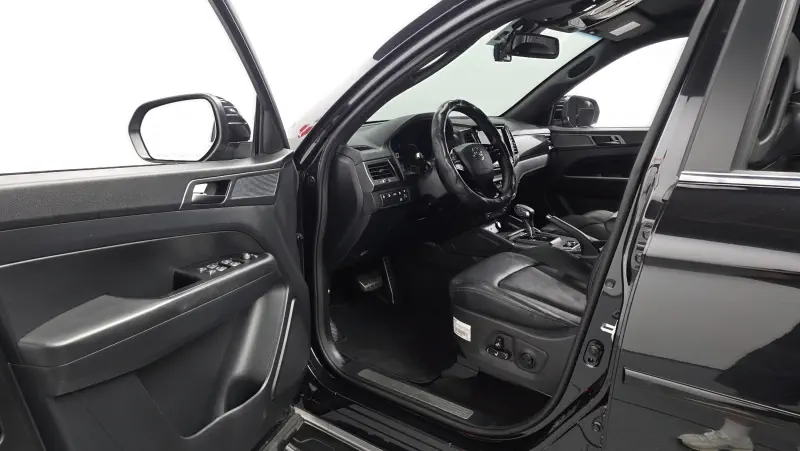 SsangYong Rexton Sports Khan
