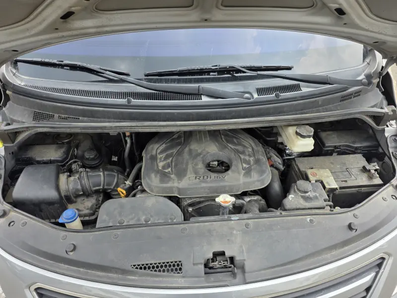 Hyundai Grand Starex