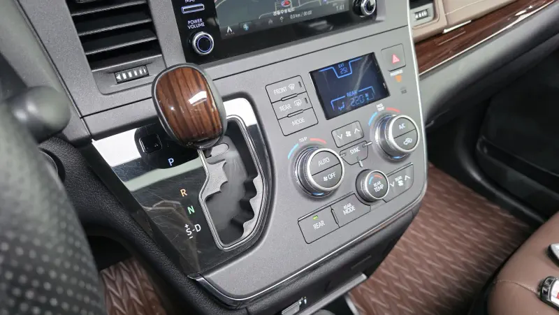 Toyota Sienna