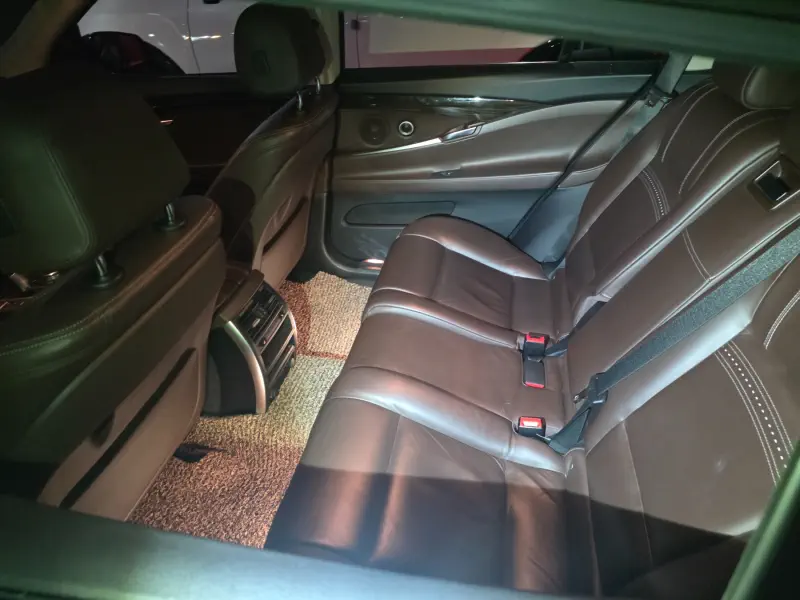 BMW 5-Series Gran Turismo