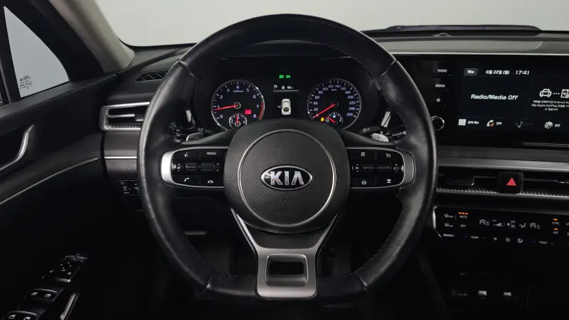 Kia K5