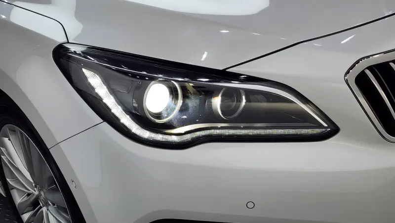Hyundai Aslan