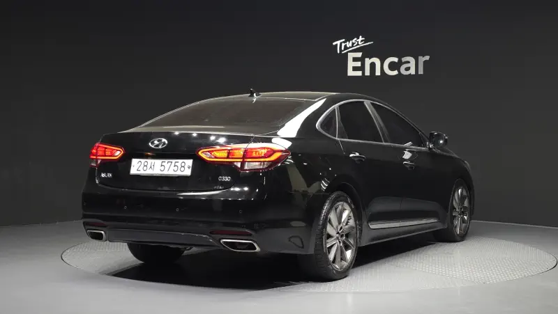 Hyundai Aslan