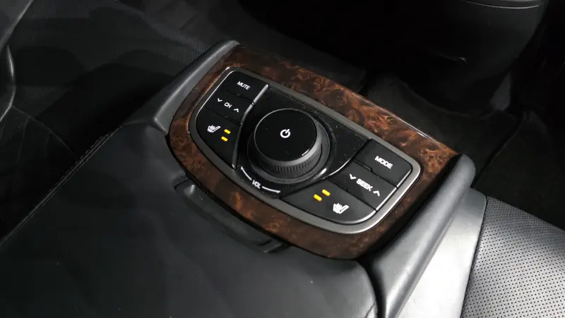 Hyundai Aslan