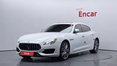 Maserati Quattroporte