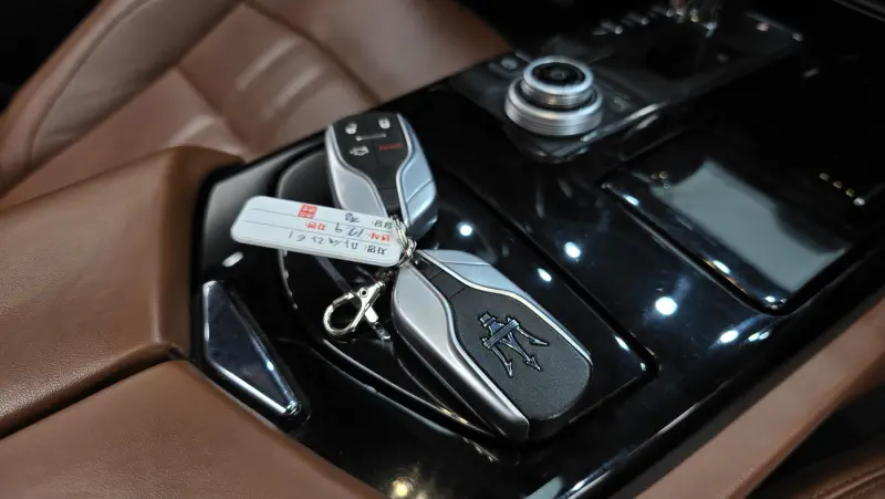 Maserati Quattroporte
