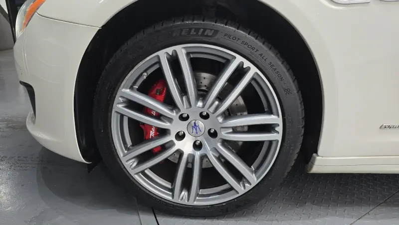 Maserati Quattroporte
