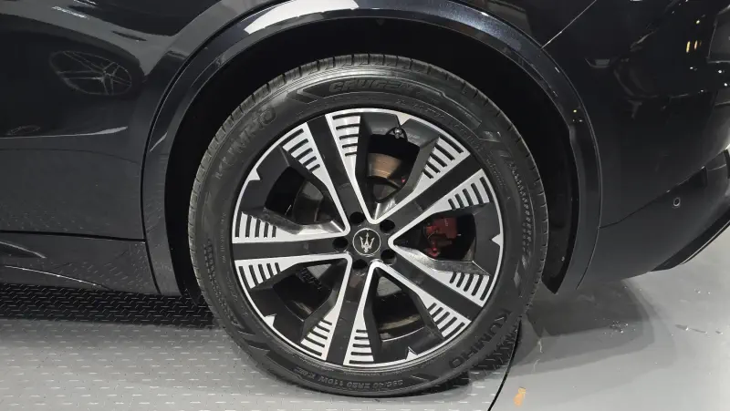 Maserati Grecale