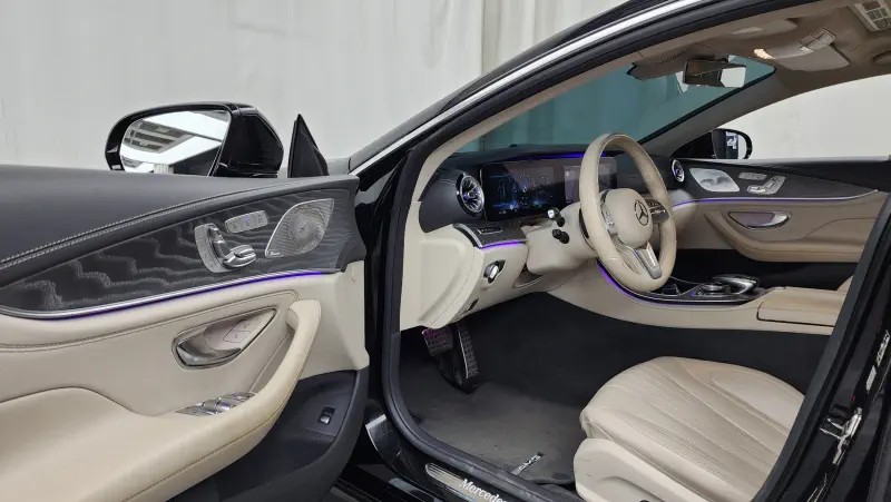 Mercedes-Benz CLS-Class