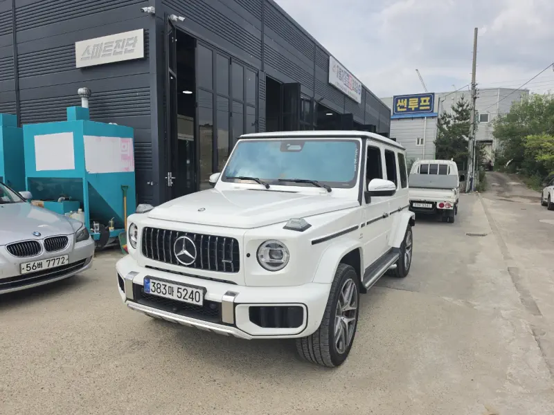 Mercedes-Benz G-Class