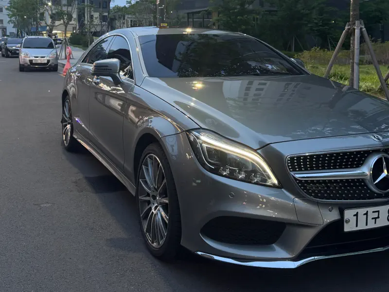 Mercedes-Benz CLS-Class