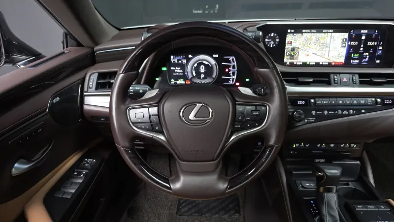 Lexus ES300h